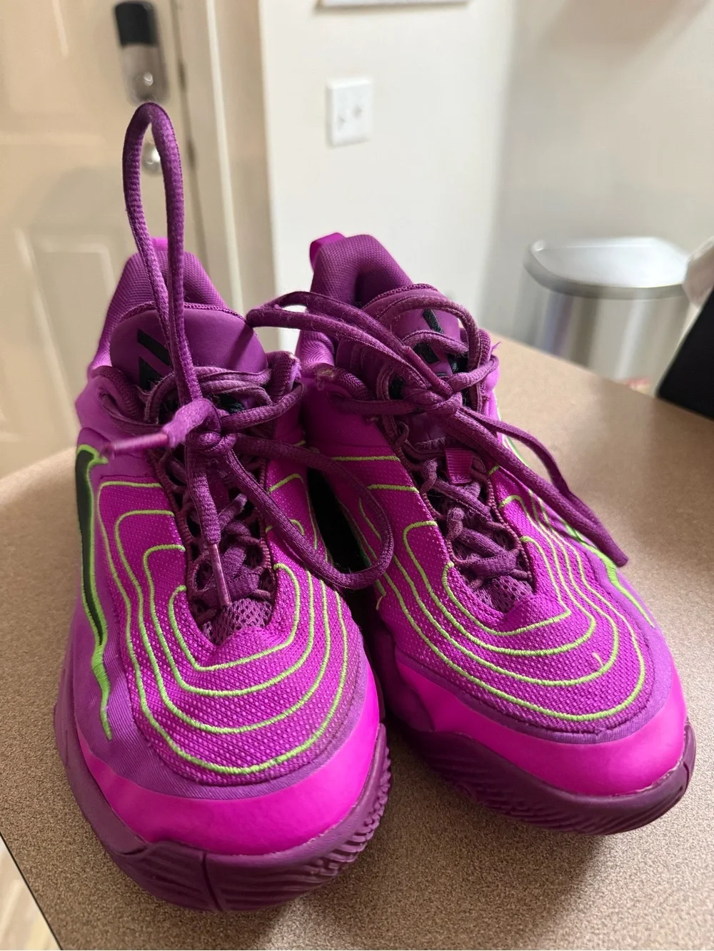 Nike Youth Giannis Immortality 4 Hyper Violet Basketball Shoes 3.5Y